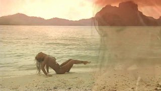 Devon disfrutando del sexo lésbico con una rubia caliente