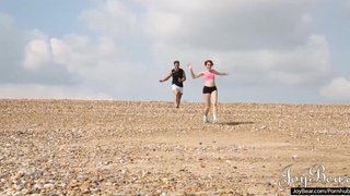 Cogidas con pelirrojas, Amarna Miller