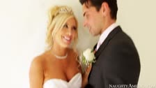Tasha Reign echando pasión con su futuro marido antes de la boda