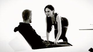 Tina Kay siendo cogida con cariño vestida con lencería sexy