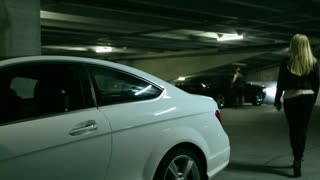 Jessica Drake cogiendo con un desconocido en un estacionamiento público - Image 2