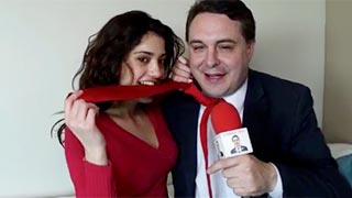 Actriz española se echa un palomazo con el famoso personaje Andrea Dipre