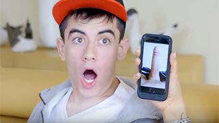 Madrastra bien buena cachada por su marido echándose un palomazo con su hijo