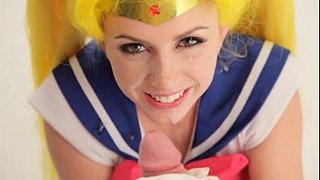 Parodia porno de Sailor Moon echando pasión POV. Lexi Belle
