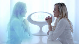 Brandi Love no puede dejar de usar CIRIS para sus fantasías. Se coge a su padre