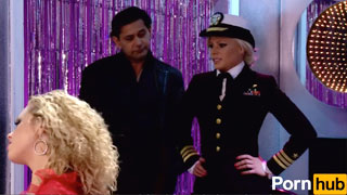 Nikita XXX - Escena 2. La mujer piloto más puta del mundo