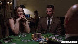 Tori Black y Adriana Chechik cogen después de jugar al poker