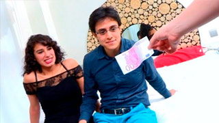 Solo quería ver a su vieja Lara cogida por otro, pero Javi acabó haciendo un DP