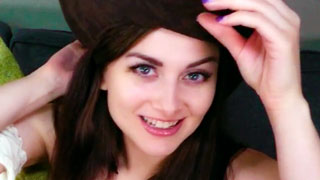 Si quieres ser mi corsario, yo seré tu putita pirata. Ellie Idol