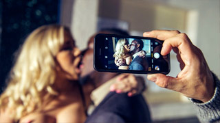 Fake Pub - Pagando una deuda con la zorra de mi vieja