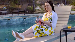 Le doy por el trasero a la mamá MILF de al lado de mi casa. Dana DeArmond