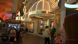 La vida de Kimberly Brix en Las Vegas. Baño caliente y cogida