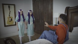 Aparecen hermanas gemelas fantasmas en mi cuarto de airBnB