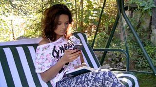 Sexo ardiente y romántico con un desconocido. Mary Dee