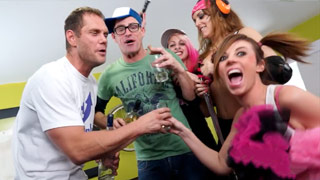 Lesbianismo entre Bianca Resa, Noemilk y Raquel Love