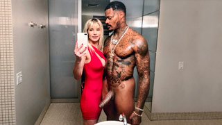 Esposa infiel cumple sus fantasías sexuales interraciales. Cassie Bender