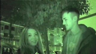 Baja corriendo, que hay una chava que quiere coger por 200 pesos. Joana Ríos