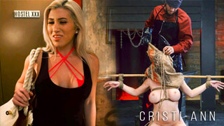 Chavita se equivoca de lugar para dormir. Cristi Ann