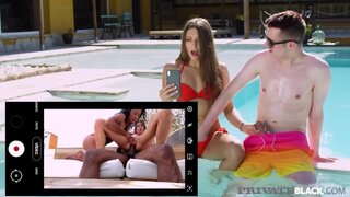 Anya Krey y Scarlett Domingo cogiendo por el culo por primera vez una BBC