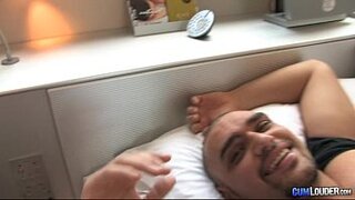 Mi pito entre las chichis grandes de Sandra Milka