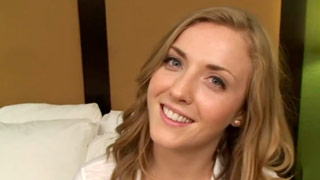 La guapísima Karla Kush cogida en primera persona en su primer escena porno