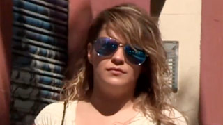 Carla París va a terapia pero va a echar pasión y le baja la regla. ¡Por el culo!