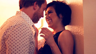 Aubrey Luna monta verga toda sonriente