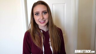 Laney Grey se coge al vecino