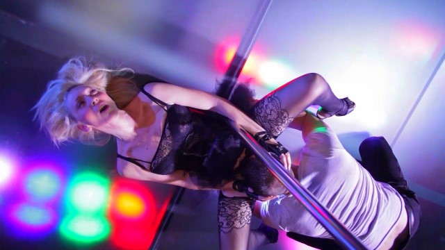 Daniela Evans, la gogó de la discoteca. El sueño de muchos, hecho realidad