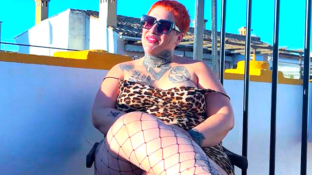 Lola Silvestre hace de todo: Anal, squirt... hasta te hace unas lentejas