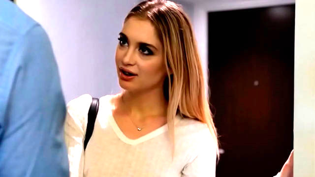 Anastasia Knight cumple cualquier fantasía que tengas, ¡pídesela sin miedo!