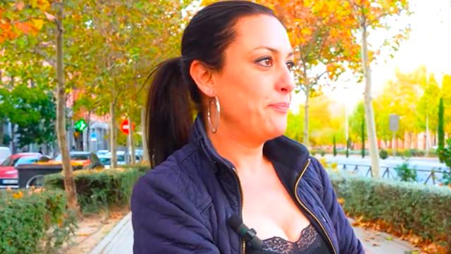 Paula Ortiz nos enseña dónde se mudó en Madrid. El barrio está bien chido...