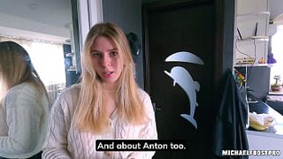 Le encanta que la empotren a cuatro patas. El vicio de Milfetta es increíble