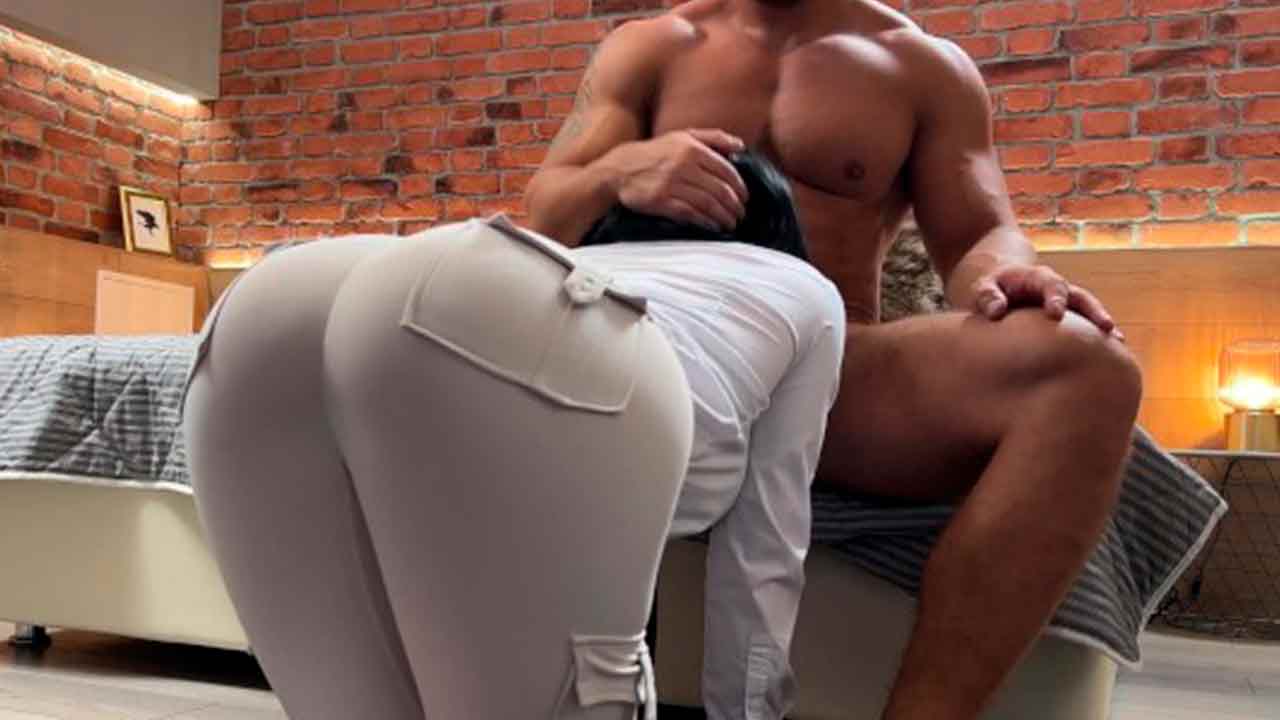 De nuevo tenemos a Sweetie Fox, quizás la líder del porno mundial en junio 2025