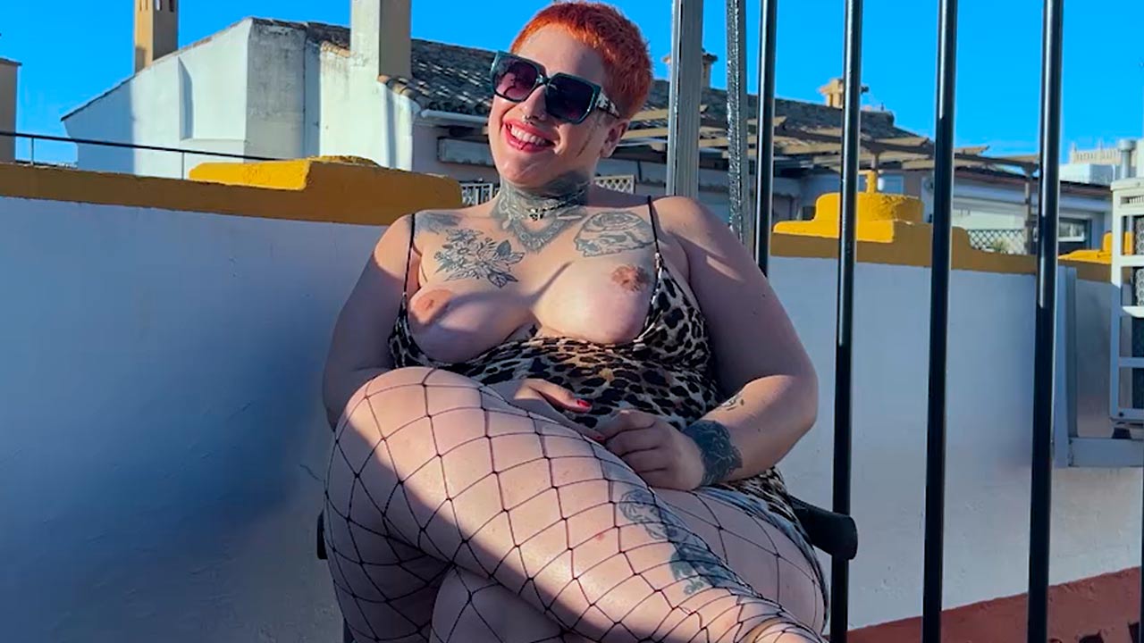 Que le rompan el culo a vergazos. La curvy Lola Silvestre y el empotrador Karin