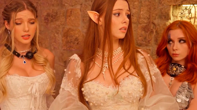 La reina Sweetie Fox y sus cuates en un video porno que no ves todos los días