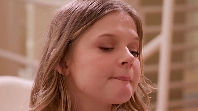 Muy chiquita y viciosa, Coco Lovelock vuelve a demostrarnos que es una ninfómana