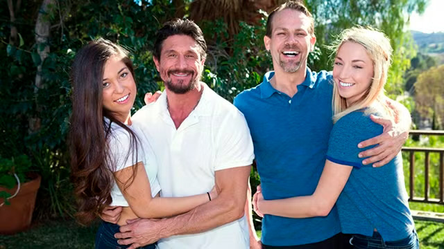 Juegan al poker sin dinero y se apuestan a sus viejas, Shane Blair y Zoe Parker